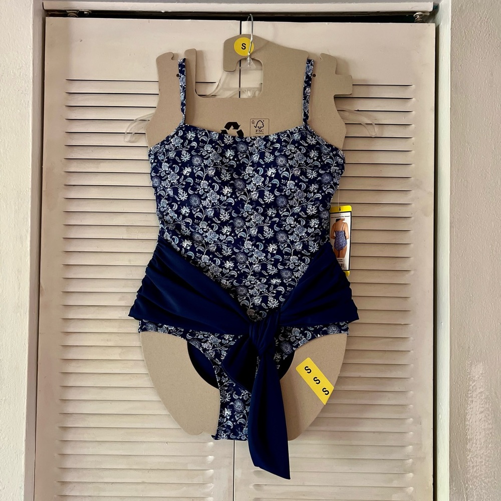 Carole Hochman One-Piece Tie Waist Paisley Swimsuit